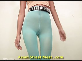 फूहड़ लगभग दो चड्डी में गड़बड़