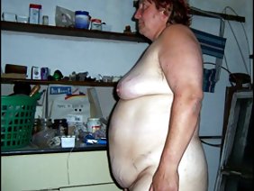 बिस्तर पर मस्ती करते रूसी जोड़े