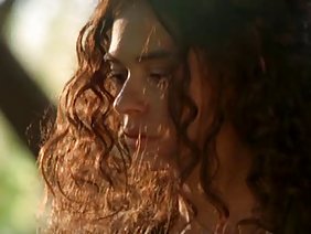 एक गीला छेद में गड़बड़ रूसी बेब से