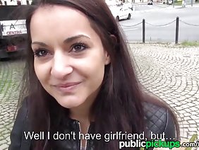 घर का बना बिल्ली पहले व्यक्ति पैठ