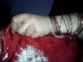 जकूजी में सुंदर गोरा गड़बड़