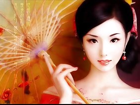 युवा रूसी युगल सोफे पर घर का बना अश्लील लेता है