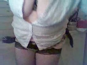 Pussies में दो गर्म युवा लड़कियों गड़बड़