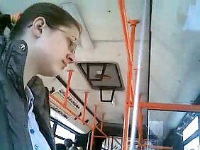 उसे बिल्ली में उछालभरी मुर्गा ठाठ श्यामला प्रसन्न