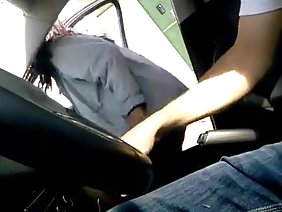 दो लोग लंबे सफेद डिक लोग चूसते हैं