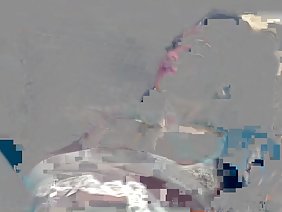 ब्लोंड अपने प्रेमी को एक blowjob के साथ प्रसन्न करता है और सह निगलता है