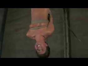 रूसी गुदा सचिव बॉस के साथ उपलब्ध है