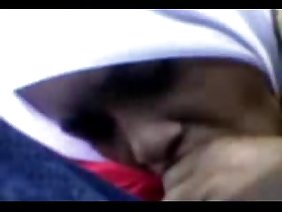 मुर्गा और dildo के साथ लड़की fucks