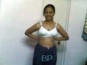 सभी स्लॉट्स में स्टॉकिंग्स में गड़बड़ रूसी से