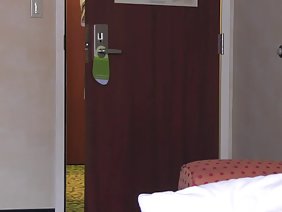 छेद सुंदर में Zhopastuyu रेडहेड कुतिया पेरडोलिट