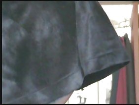 जीन्स फिसल गई और अपने प्रेमी के एक सदस्य पर कूद गई