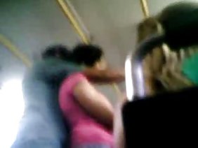 काले आदमी ने अपने लंबे डिक के साथ अपने तंग गुदा को हिला दिया