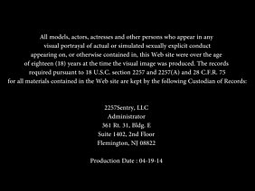 के रूप में उसे सुंदर लड़की बेकार है