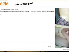 सबमिसिव पति कैमरे पर चूत और पत्नी के पैर चाटता है