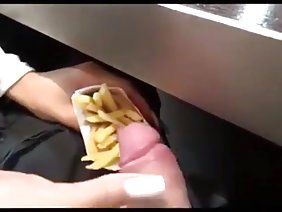 बाउंड ब्लोंड Sat Satiesies श्री हार्ड बकवास