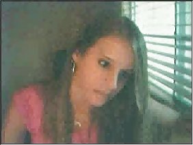 बिस्तर पर युवा निप्पल गड़बड़