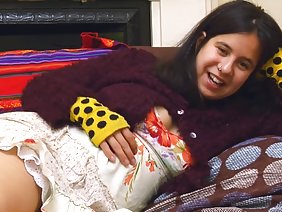 दादा ने सेक्स प्लम्प युवा लड़की के लिए भाग लिया