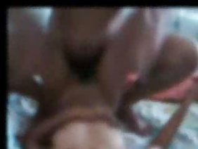 रूसी छात्र ने खुद को कैमरे पर खूबसूरती से उकेरा