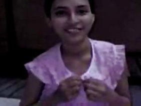 बेनी के साथ उत्कृष्ट ओटेबल महिला।