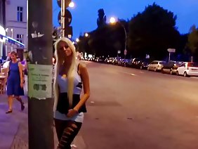 छात्राओं की जोरदार चुदाई के लिए स्टूडेंट रैप समाप्त हुआ