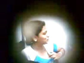 Tselka Sarah Palmer ने पहले डिक का स्वाद चखा और गड़बड़ किया