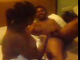 छात्र ने लड़के को पोर्न देखने से विचलित कर दिया