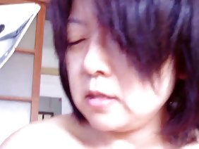 चेलुइनु पर आरोप लगाया और उसके प्रेमी को सभी छेदों में दिया