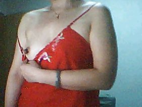 एक युवा प्रेमी के साथ गुदा में रूसी सेक्स